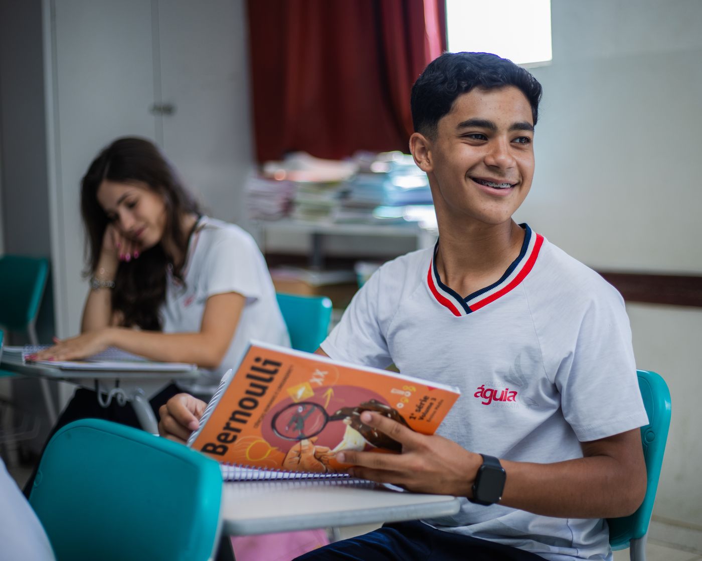 Aluno dos Anos Finais em sala de aula